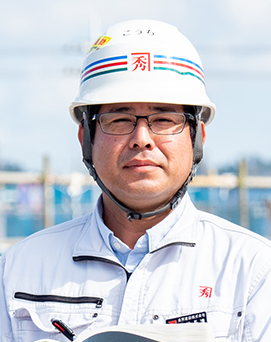 メガネをかけた男性